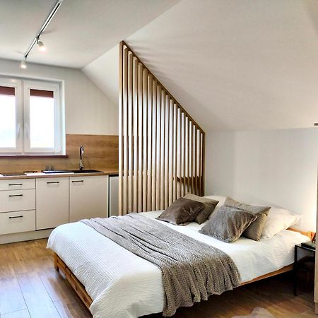 Agroturystyka Jodlowa - Rodzinne Apartamenty W Centrum Gor Swietokrzyskich - Sala Zabaw, Zwierzeta, Bilard Krajno-Zagorze Extérieur photo