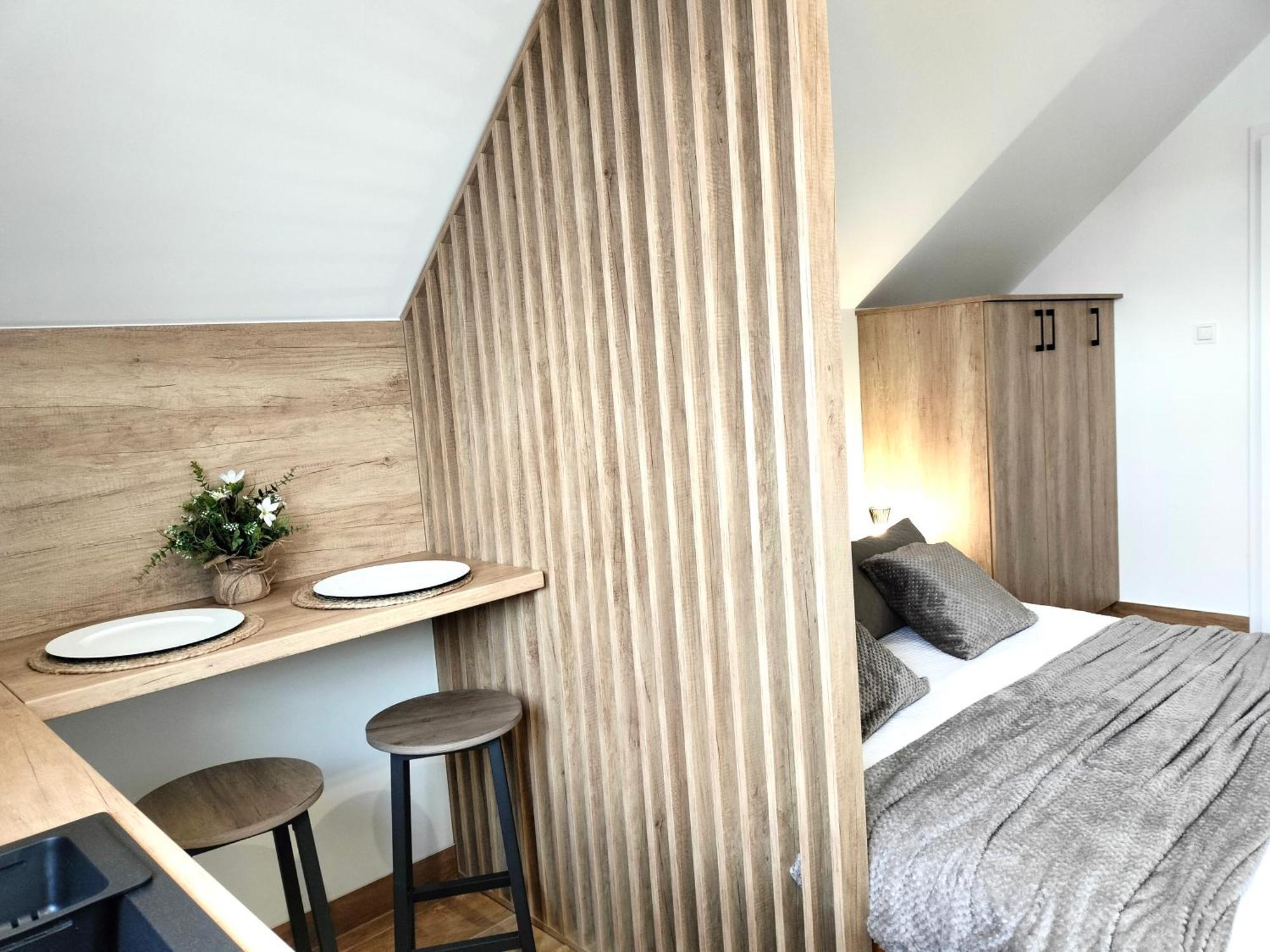 Agroturystyka Jodlowa - Rodzinne Apartamenty W Centrum Gor Swietokrzyskich - Sala Zabaw, Zwierzeta, Bilard Krajno-Zagorze Extérieur photo