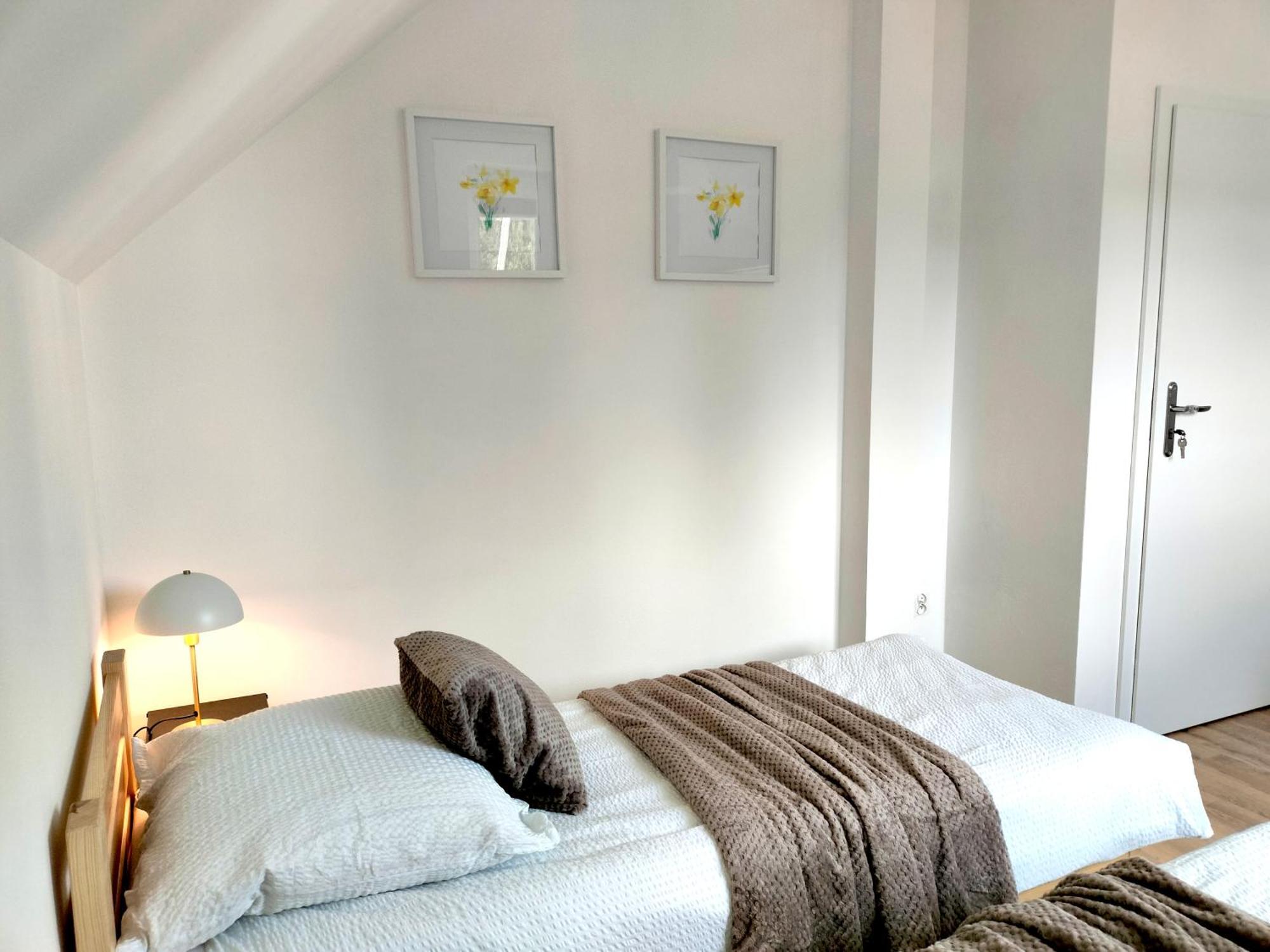 Agroturystyka Jodlowa - Rodzinne Apartamenty W Centrum Gor Swietokrzyskich - Sala Zabaw, Zwierzeta, Bilard Krajno-Zagorze Extérieur photo